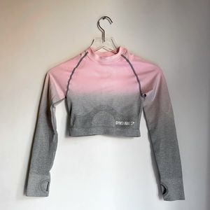 GYMSHARK LIGHT GREY / PINK OMBRE CROPTOP